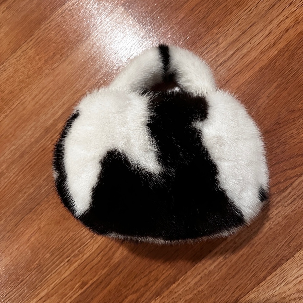 Chic Black and White Mink Fur Purse - Picture 3 of 3